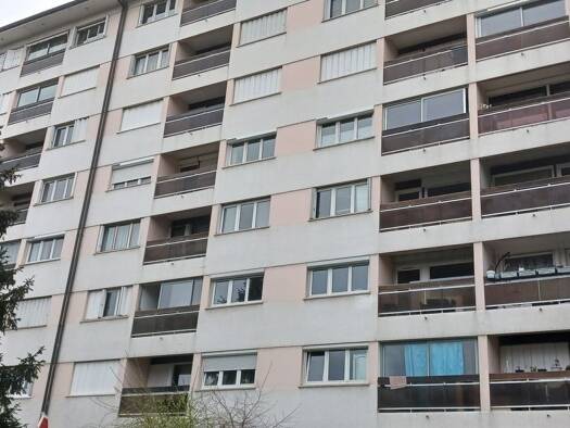 Appartement à vendre 200 000 € 3 pièces 2 chambres 62 m² Étage 6/8 Brouaz Annemasse 74100