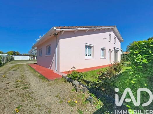 Maison à vendre 195 000 € 6 pièces 5 chambres 140 m² 1 206 m² de terrain Saint-Maurice-sur-Adour 40270