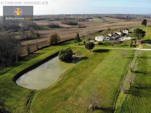 Maison à vendre 488 000 € 7 pièces 4 chambres 276 m² 22 000 m² de terrain Magdeleine-Bouilhats Marmande 47200