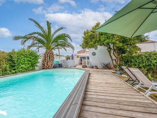 Maison à vendre 242 000 € 4 pièces 3 chambres 93 m² 363 m² de terrain Saint-Pierre-La-Noue 17700