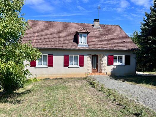 Maison à vendre 198 000 € 6 pièces 3 chambres 125 m² 6 000 m² de terrain Urzy 58130