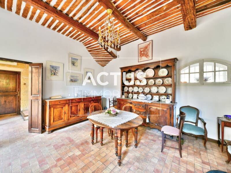 Maison à vendre, 220m², GRANS