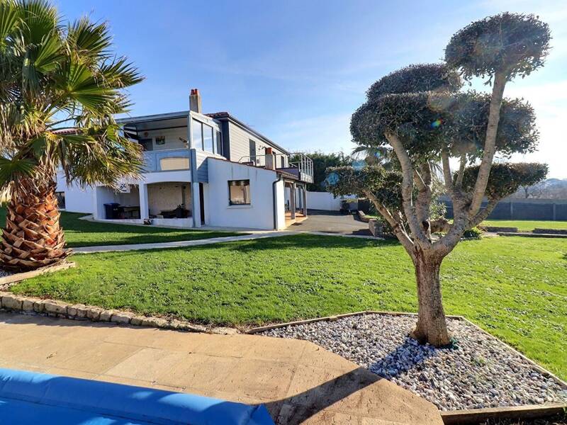 Maison à vendre, 241m², L'HOUMEAU