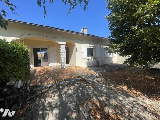 Maison à vendre 270 000 € 4 pièces 3 chambres 1 599 m² de terrain Vernoux-en-Vivarais 07240