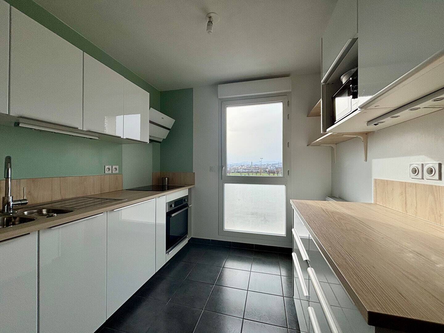Maison à louer, 46m², VENISSIEUX