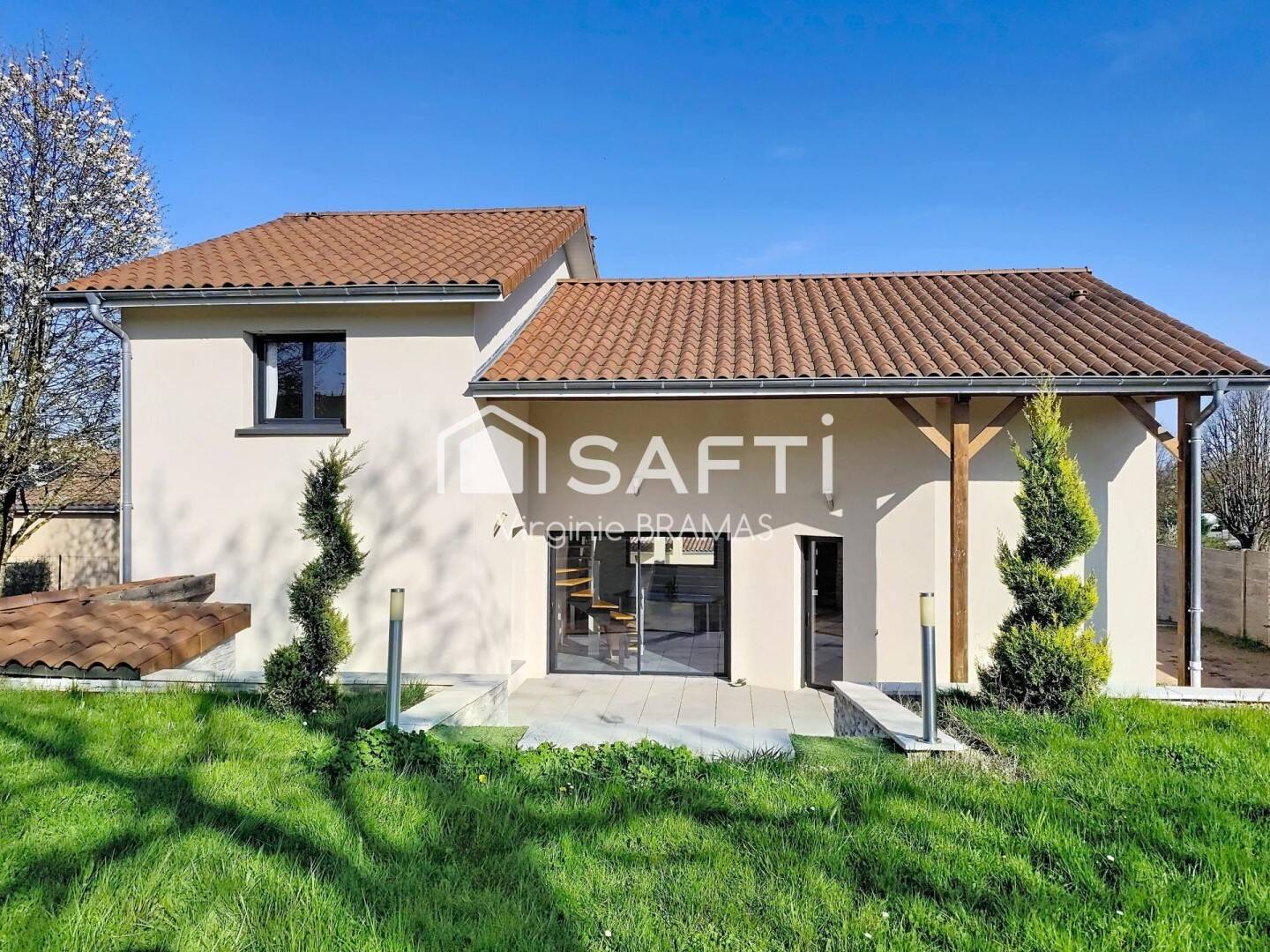 Maison à vendre, 134m², CRECHES SUR SAONE