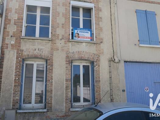 Maison de ville à vendre 49 900 € 5 pièces 2 chambres 94 m² 307 m² de terrain Fère-Champenoise 51230