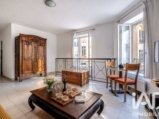 Appartement à vendre 550 000 € 3 pièces 2 chambres 57 m² RDC/3 Montsouris Dareau Paris 14ème arrondissement 75014