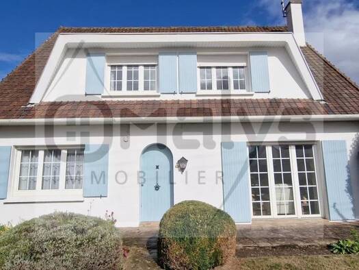 Maison à vendre 249 900 € 6 pièces 4 chambres 165 m² 1 150 m² de terrain Centre Isbergues 62330