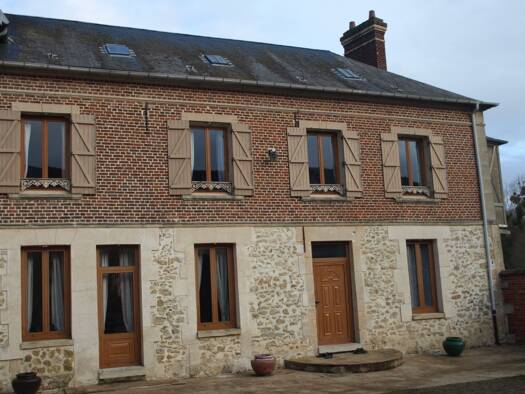Ferme à vendre 356 475 € 11 pièces 6 chambres 257 m² 1 500 m² de terrain Chambly 60230