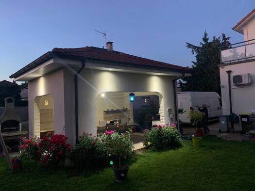 Villa à vendre 625 000 € 7 pièces 5 chambres 161 m² 639 m² de terrain La-Soie Décines-Charpieu 69150