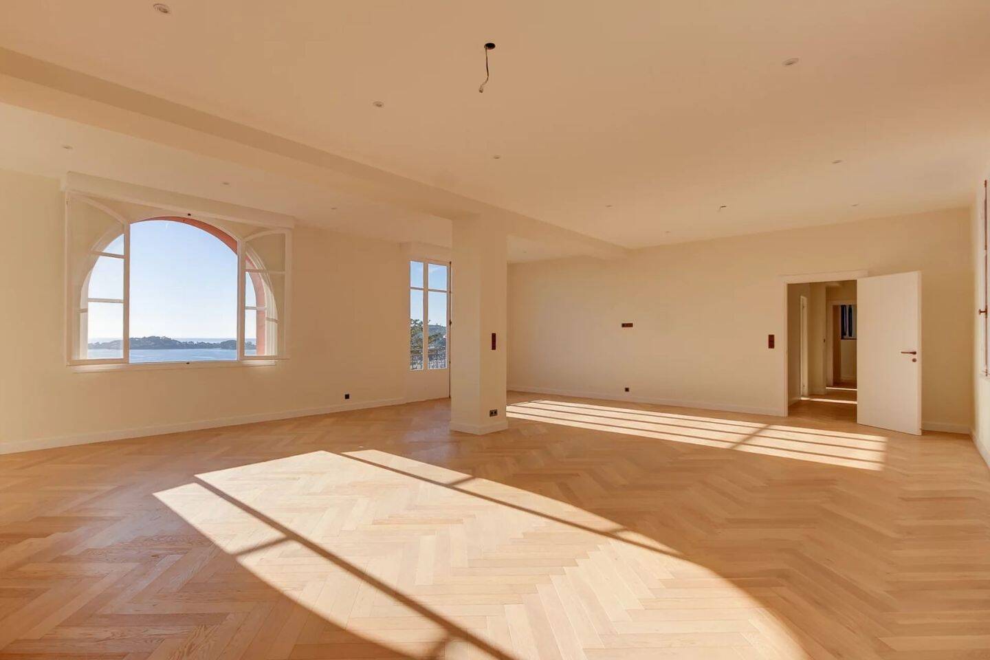 Maison à vendre, 190m², BEAULIEU SUR MER