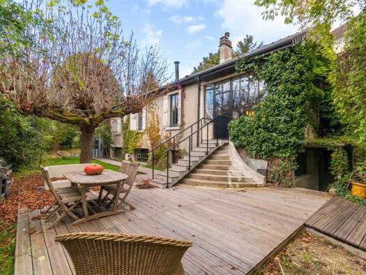 Villa à vendre 852 000 € 13 pièces 6 chambres 362 m² 1 036 m² de terrain Deuil-la-Barre 95170