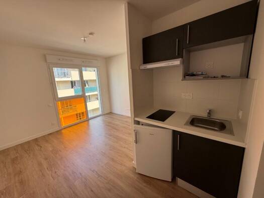 Studio à louer - logement étudiant 389 € 1 pièce 20 m² 4ème étage Sainte Marie-Saint Léon Le Havre 76600