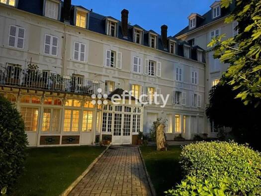 Appartement à vendre 230 000 € 2 pièces 1 chambre 32,26 m² Étage 3/3 Port Littoral-Ville Nord Trouville-sur-Mer 14360