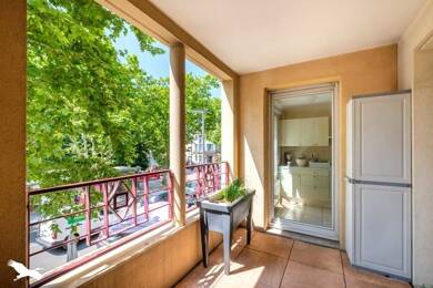 Appartement à vendre 385 688 € 3 pièces 2 chambres 86 m² Étage 1/4 Champvert-Point du Jour-Saint Irénée Lyon 5ème 69005
