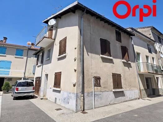 Maison à vendre 99 000 € 4 pièces 3 chambres 97,9 m² Laragne-Montéglin 05300