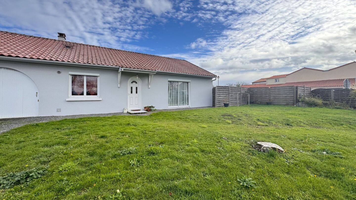 Maison à vendre, 84m², SAINT FIACRE SUR MAINE