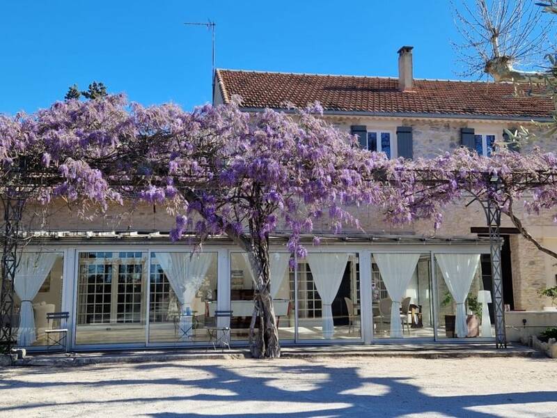 Maison à vendre, 408m², SAUMANE DE VAUCLUSE