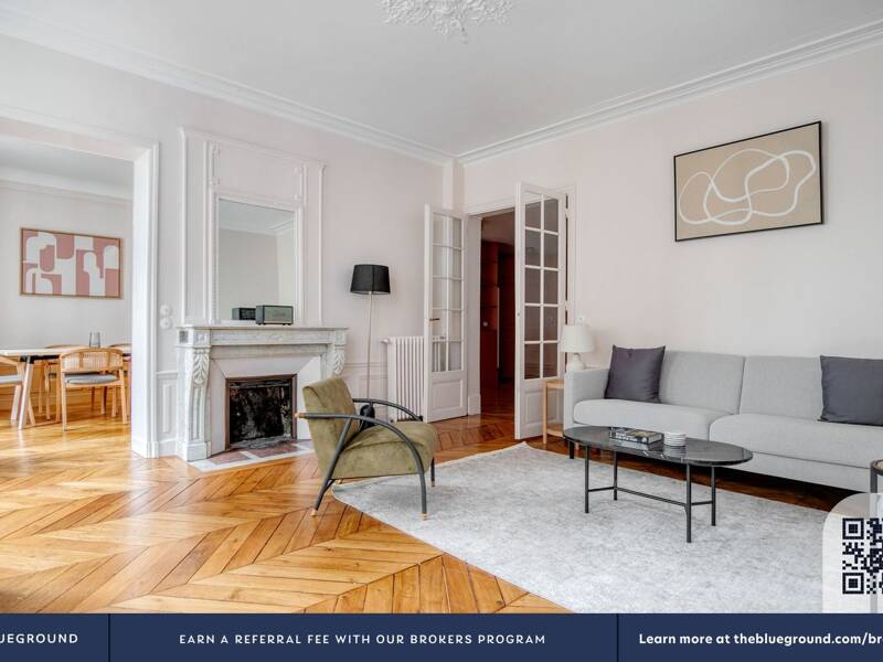 Maison à louer, 138m², PARIS 16E