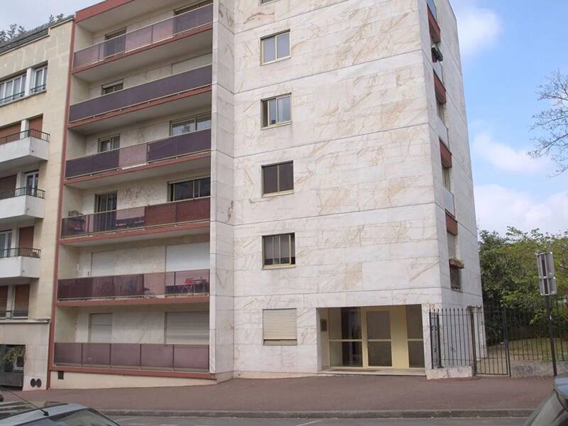 Maison à louer, 28m², SAINT MAUR DES FOSSES