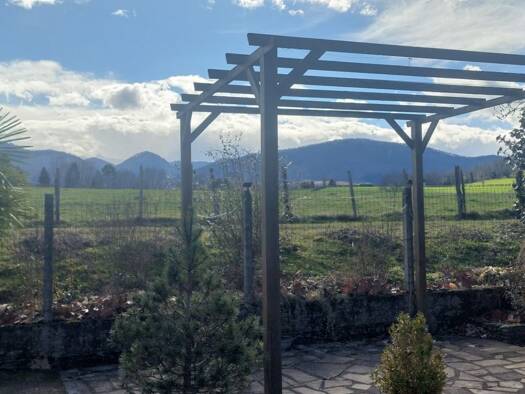 Maison à vendre 305 000 € 6 pièces 5 chambres 164 m² 2 475 m² de terrain Aramits 64570