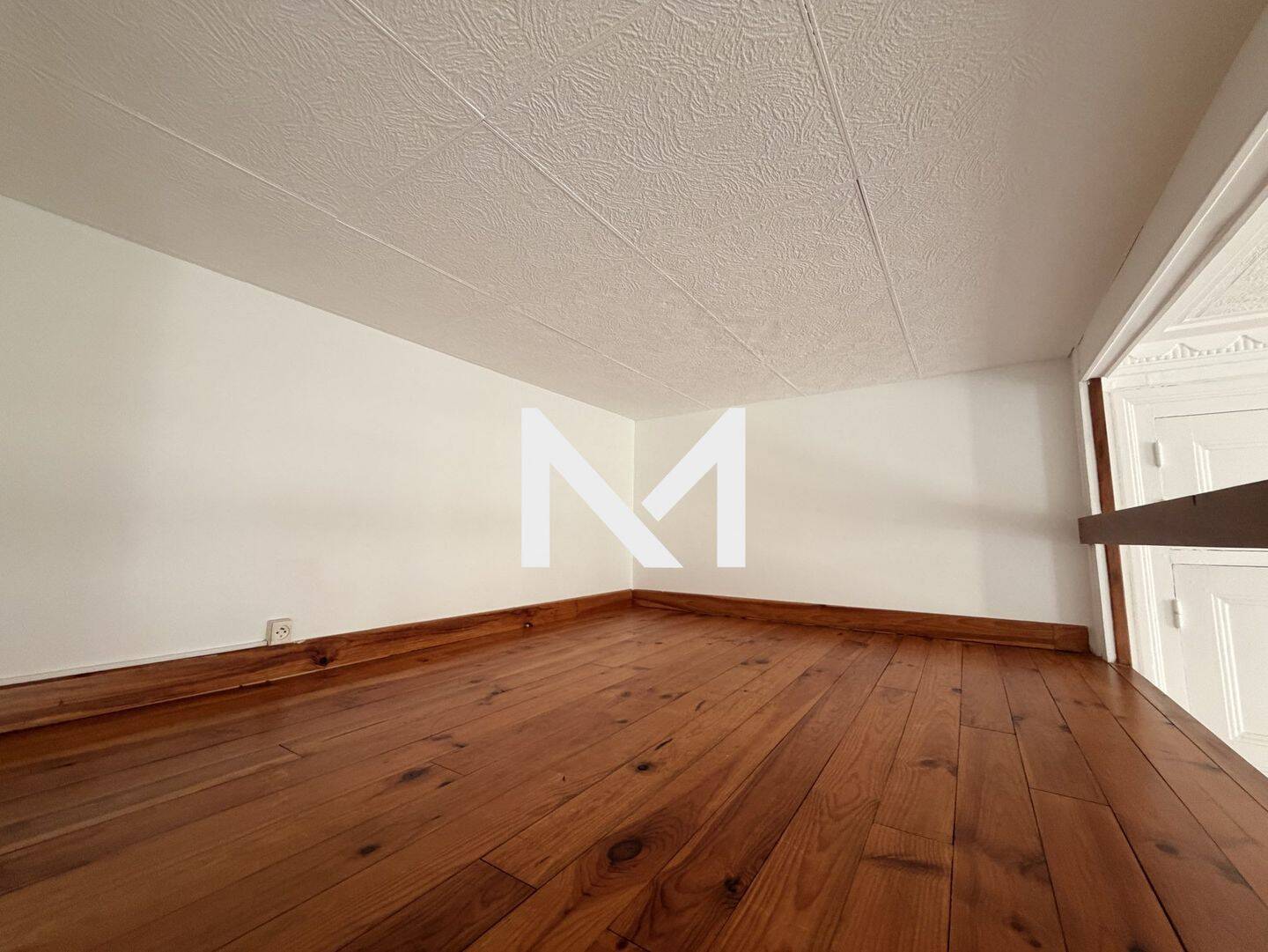 GRENOBLE - 30 RUE NICOLAS CHORIER - GRAND STUDIO AVEC BALCON — 5