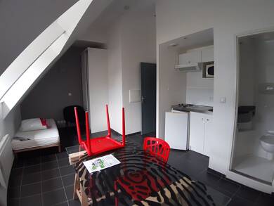 Appartement à louer 378 € 1 pièce 15,2 m² Dernier étage, Étage 3/3 Saint-Dié-des-Vosges 88100