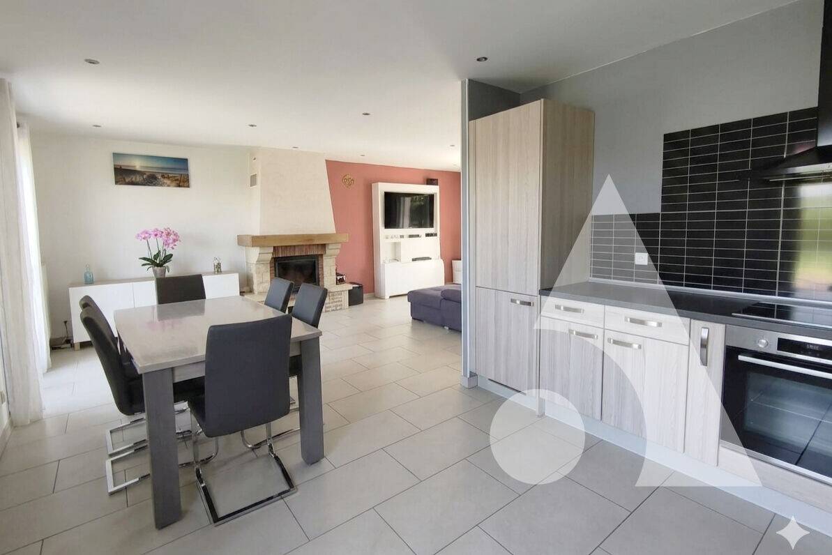 Maison à vendre, 101m², NANTEUIL LE HAUDOUIN
