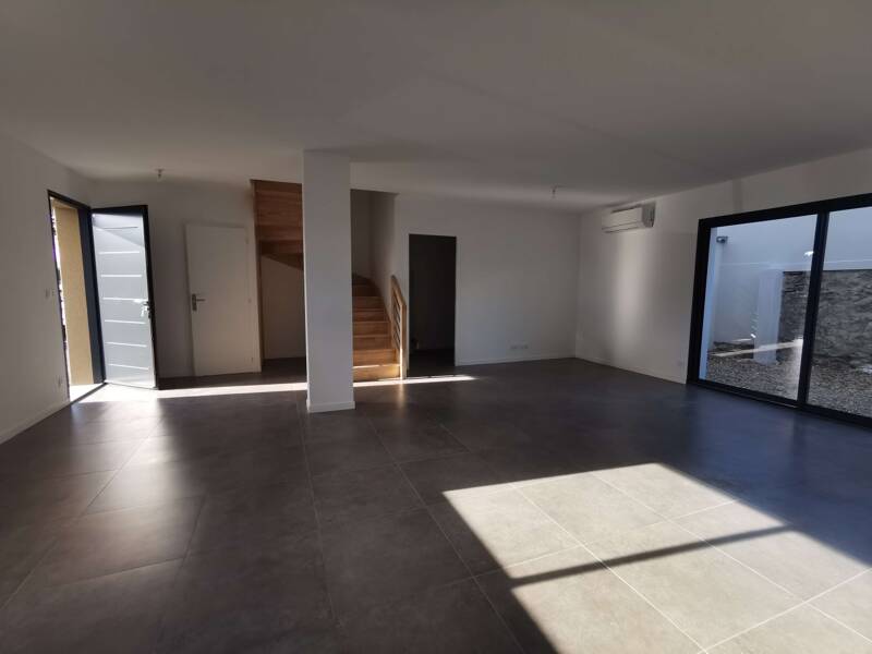 Maison à louer, 106m², PIGNAN