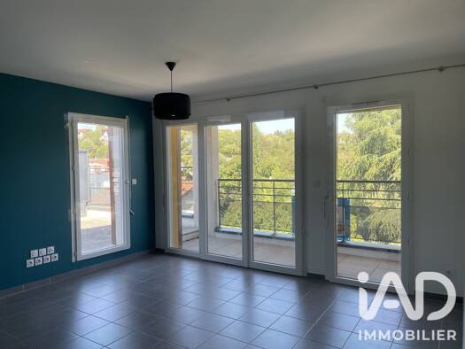 Appartement à vendre 199 000 € 3 pièces 2 chambres 62 m² 3 étages Les Arboras Grigny-sur-Rhône 69520