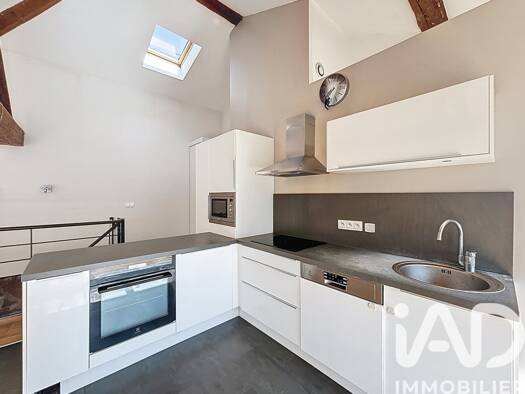 Appartement à vendre 295 000 € 3 pièces 2 chambres 90 m² 2 étages Dommartin 69380