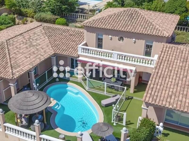 Maison à vendre, 278m², CARRY LE ROUET