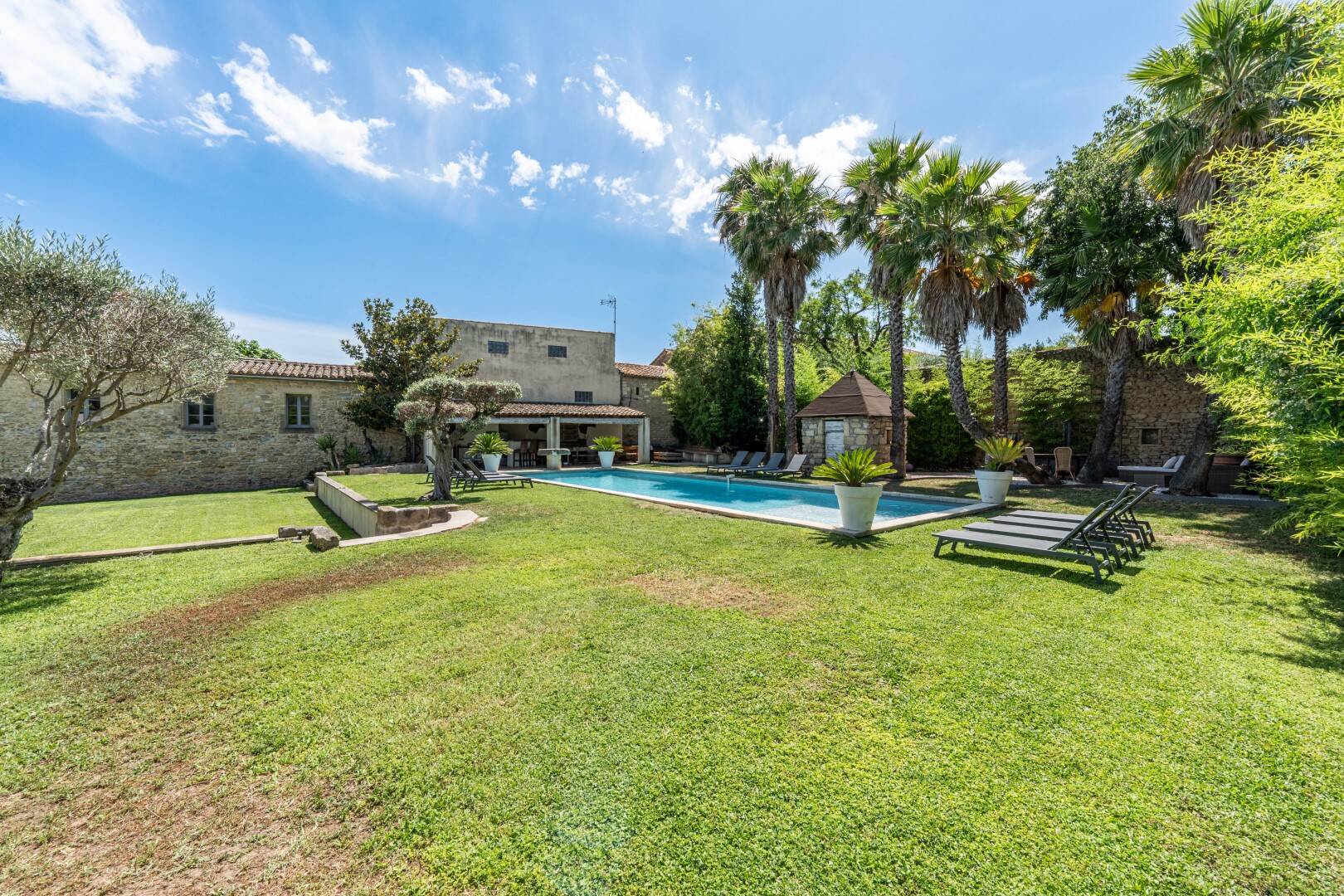 Maison à vendre, 460m², GALLARGUES LE MONTUEUX