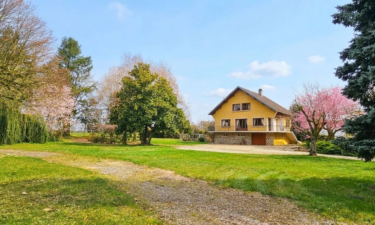Maison à vendre, 135m², SAINT CLAIR DE LA TOUR