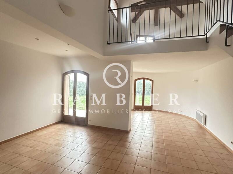 Maison à louer, 118m², BOUZIGUES