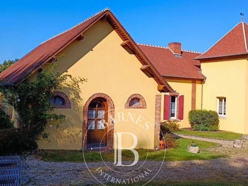 Maison à vendre, 230m², NEUVY SUR BARANGEON