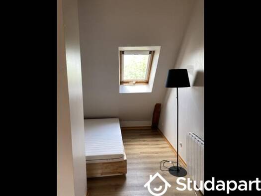 Colocation à louer 440 € 1 pièce 1 chambre 10 m² 4ème étage Contades Centre Strasbourg 67000