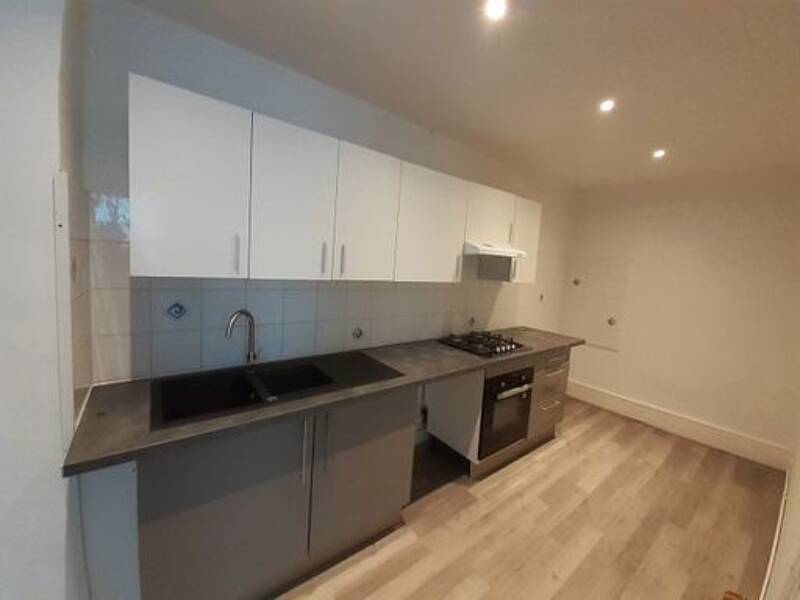 Maison à louer, 45m², LE CHAMBON FEUGEROLLES