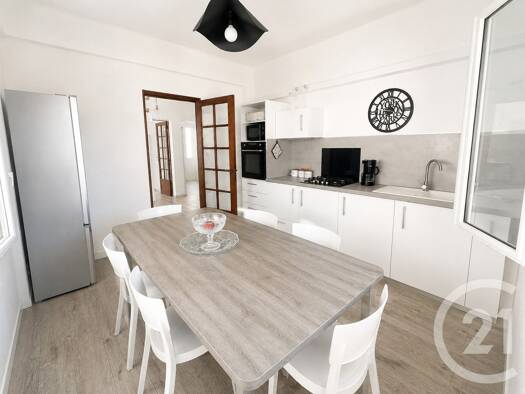 Appartement à vendre 290 000 € 3 pièces 2 chambres 96 m² RDC/1 Jonquieres Est Martigues 13500