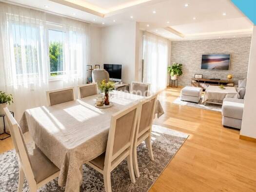 Appartement à vendre 259 000 € 3 pièces 2 chambres 97 m² Étage 2/3 Centre Lingolsheim 67380