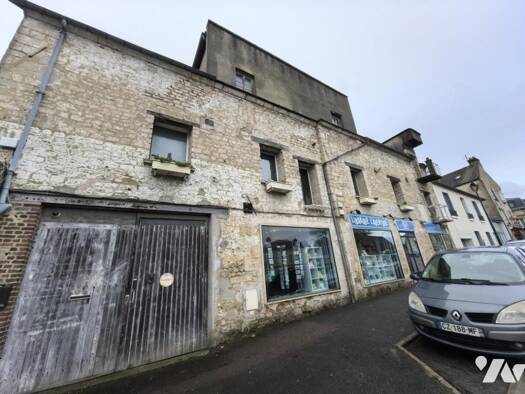 Local commercial à vendre 183 000 € Magny-en-Vexin 95420