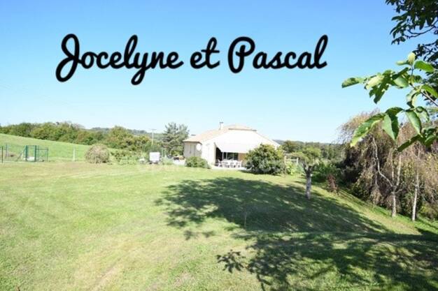 Maison de plain-pied à vendre 320 000 € 7 pièces 5 chambres 163 m² 5 400 m² de terrain Saint-Jean-Lès-Longuyon 54260