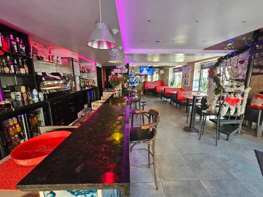 Boutique à vendre Fonds de commerce 273 000 € 210 m² de surface de vente Fourchette-Polangis Champigny-sur-Marne 94500