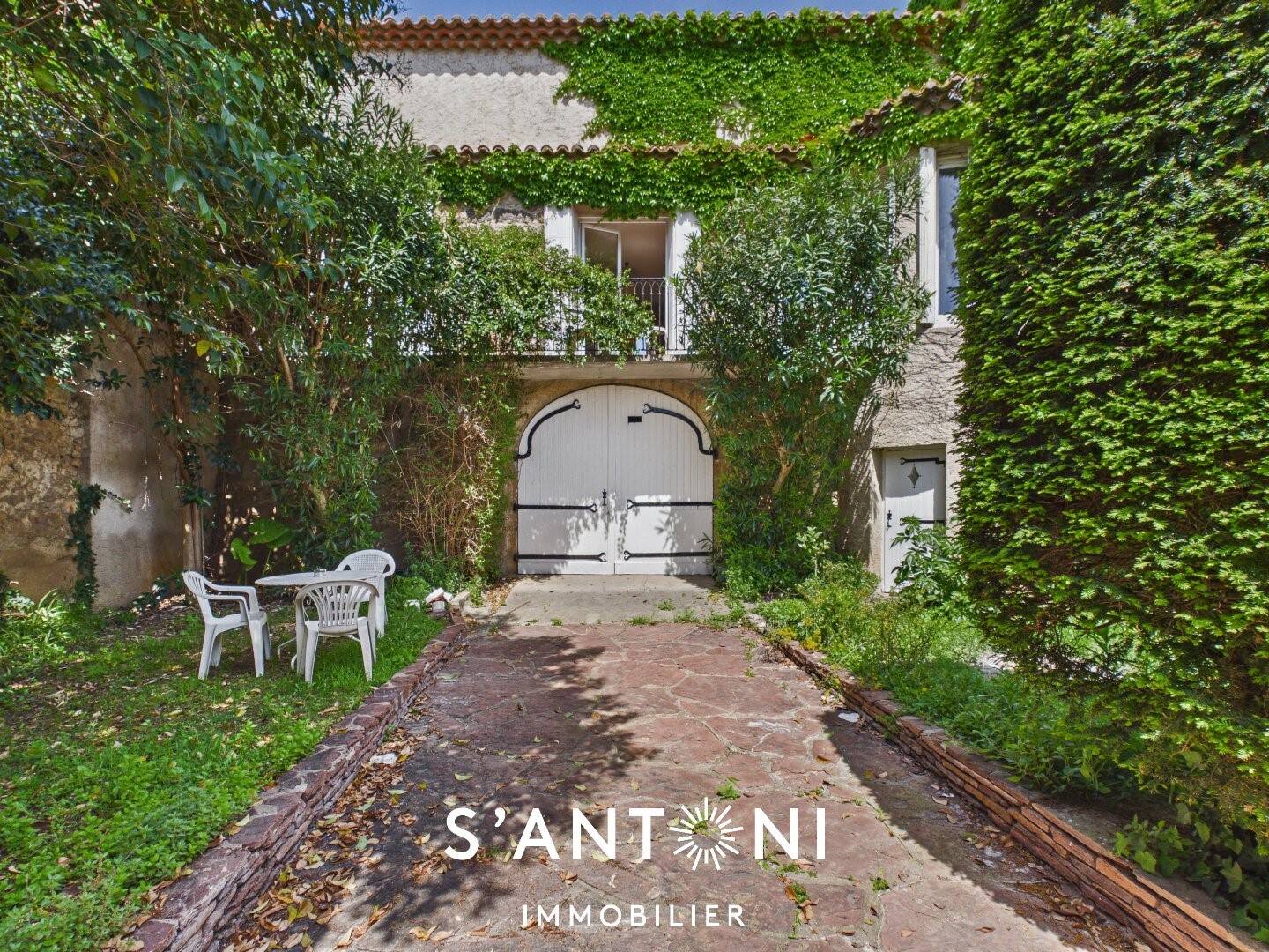 Maison à vendre, 318m², VILLENEUVE LES BEZIERS