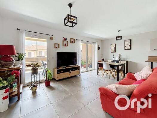 Appartement à vendre 225 000 € 3 pièces 2 chambres 70 m² 1er étage Sud Issoire 63500