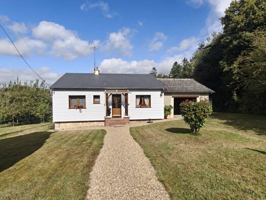 Maison de plain-pied à vendre 128 900 € 3 pièces 2 chambres 67 m² 2 464 m² de terrain Valorbiquet 14290