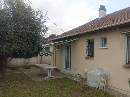 Maison de plain-pied à vendre 350 000 € 4 pièces 2 chambres 65 m² 205 m² de terrain Bois de Neuilly Neuilly-Plaisance 93360