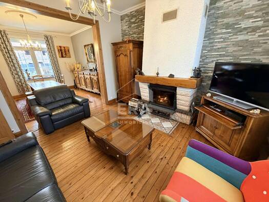 Maison de plain-pied à vendre 417 900 € 9 pièces 6 chambres 193 m² 994 m² de terrain Petite Synthe-Pont Loby Dunkerque 59640