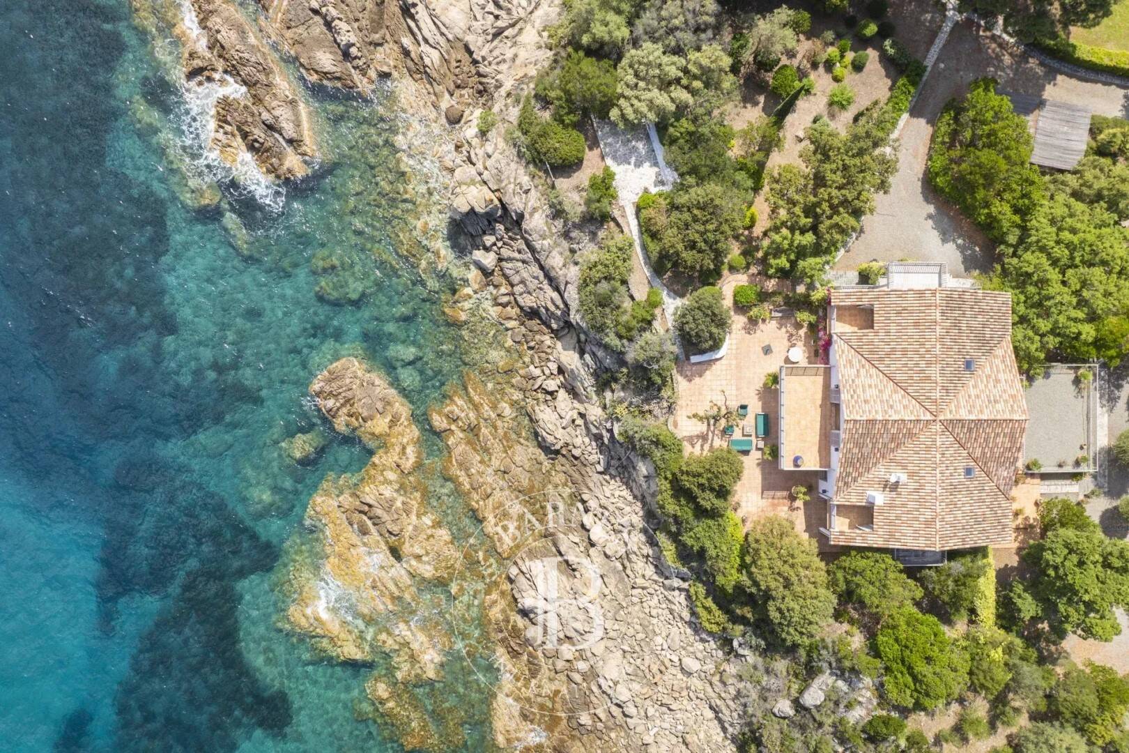 Maison à vendre, 525m², SARI SOLENZARA